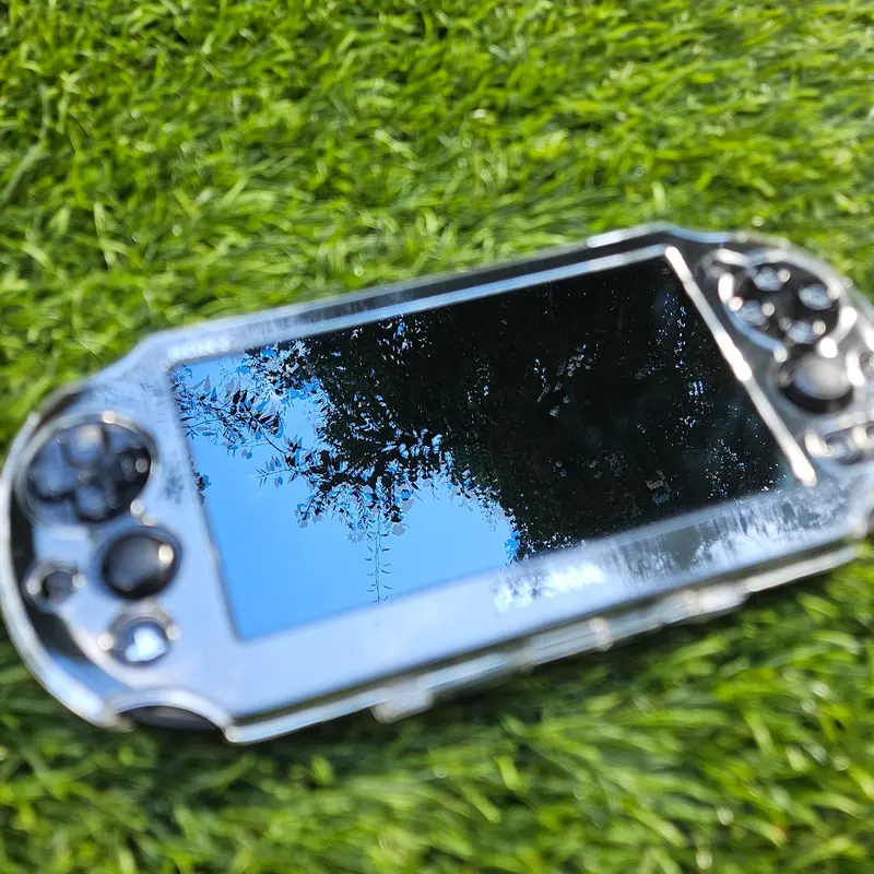 PS Vita 2000 LCD Noire — Thème Tournesols, coque transparente, 128 Go — vue 7