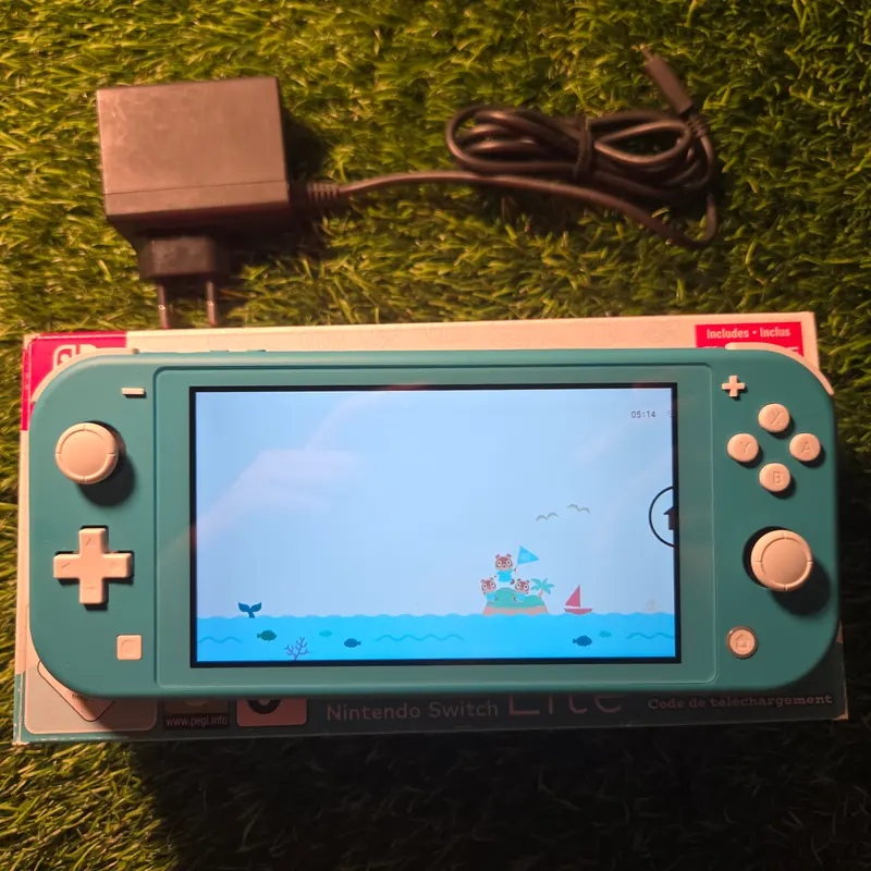Switch Lite turquoise, écran allumé